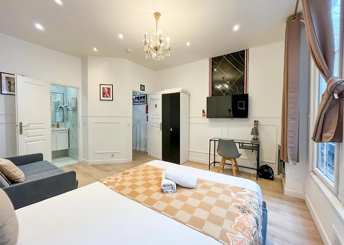 Apartment Urbanflat 55 - Marylin Monroe Flat In Parisian Historic Passage Paris